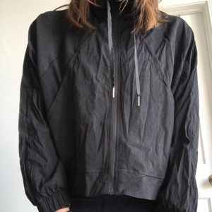 Lululemon mesh windbreaker